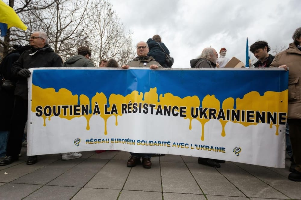 ¡En Ucrania, una resistencia en dos frentes!