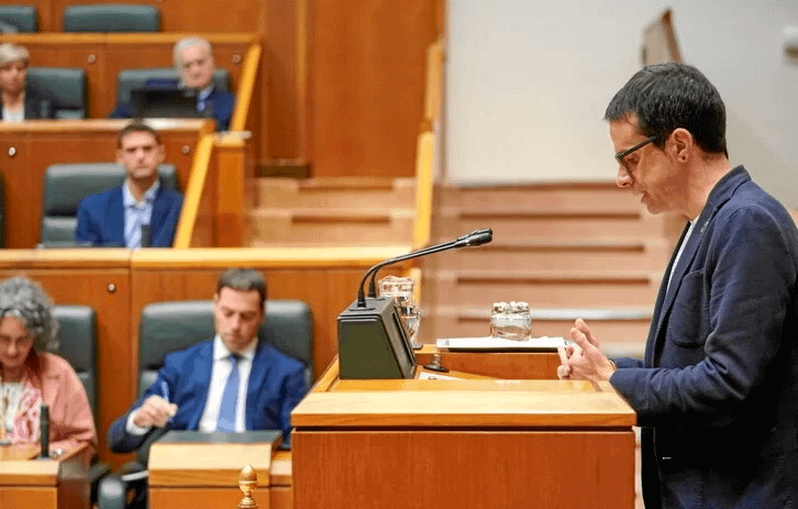 EH Bildu ofrece a Pradales acordar un contrato social transformador