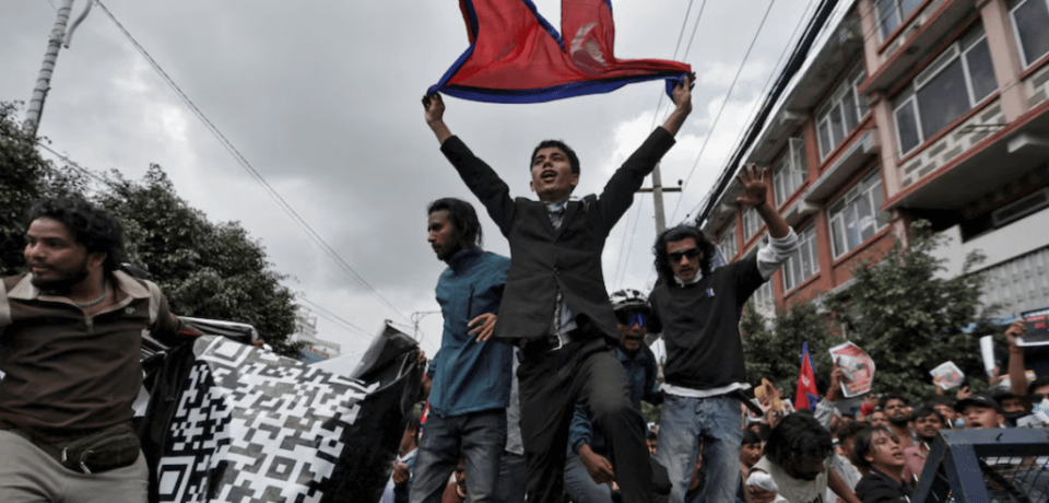 La izquierda democrática frente al estallido en Nepal